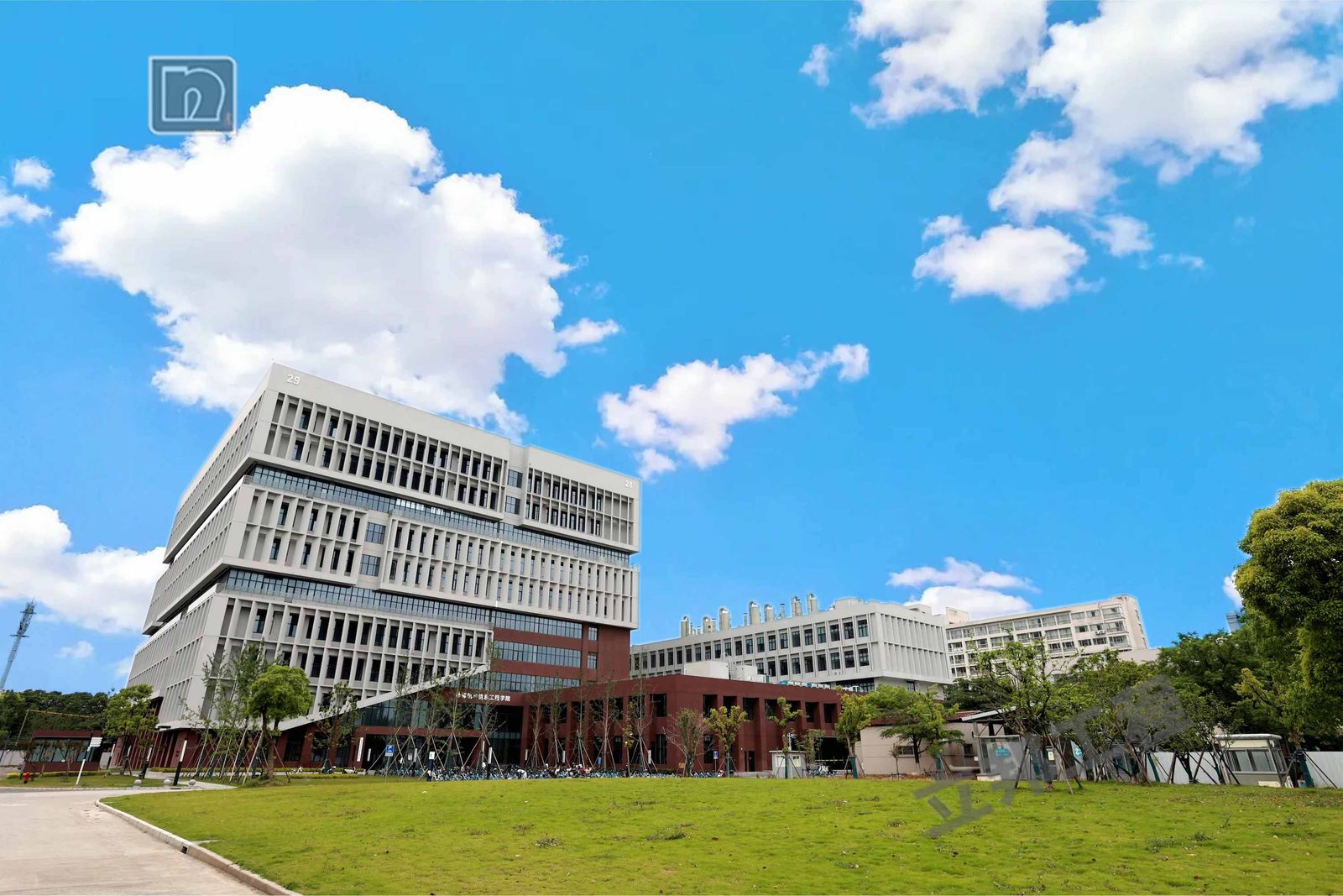 上海第二工业大学